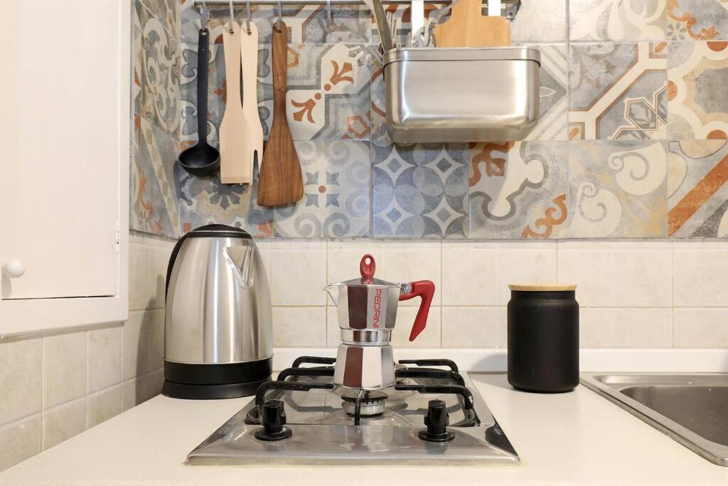 Blu Flamingo Trilussa Apartment Roma Ngoại thất bức ảnh
